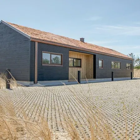 Four-bedroom Holiday In * Blokhus